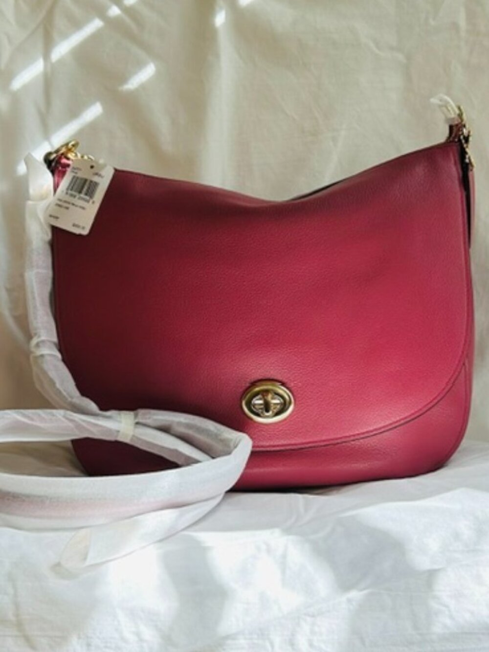 NWT Coach Turnlock Pebble Leather Hobo Bag Pink Rouge 24771